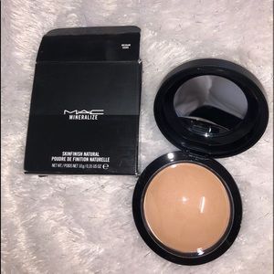 MAC Skin Finish in Medium Dark